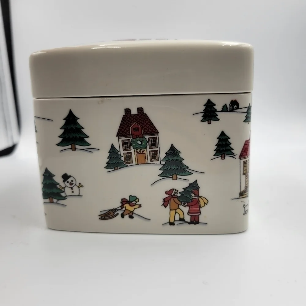 Vintage jamestown small
